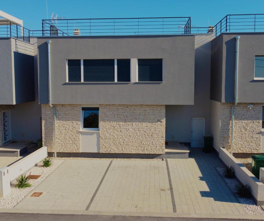 Ferienhaus Luka Zadar Exterior foto